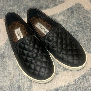 Girls slip on Steve Madden size 13